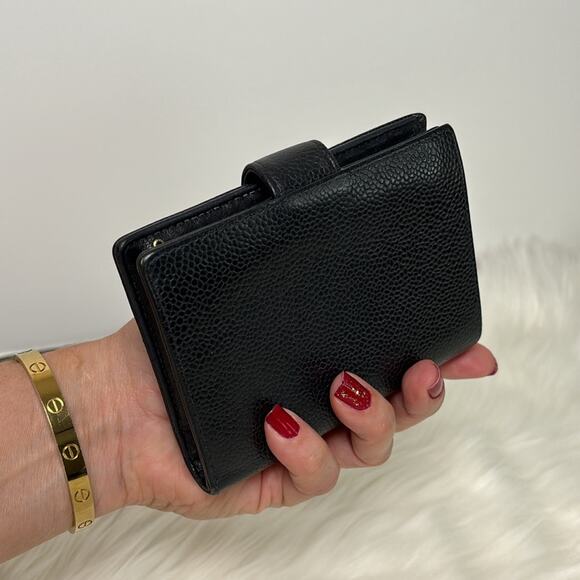 Authentic CHANEL Vintage Caviar Skin CC Logo Bifold Wallet Purse Black Box - Picture 6 of 14
